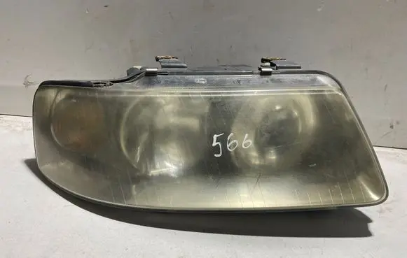 Audi A4 S4 B6 8E 8H Headlight/headlamp