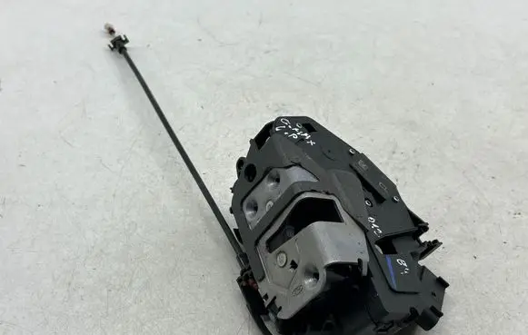 Ford C-MAX II Front door lock AM5AU21813AB
