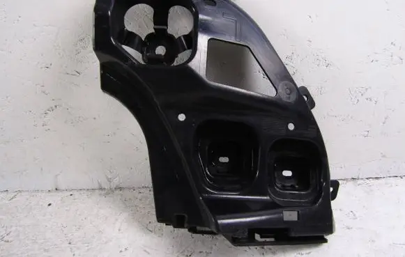 BMW 1 F40 Rear bumper mounting bracket 7461397
