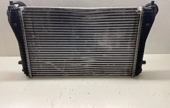 Seat Altea XL Intercooler radiator 1K0145803T N6897001