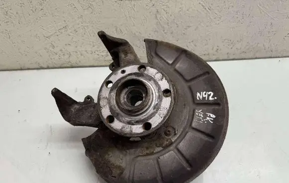 Skoda Yeti (5L) Front wheel hub