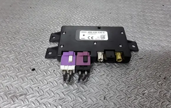 Audi A2 Aerial antenna amplifier 4D0035530C