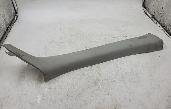 BMW 3 E90 E91 (A) pillar trim 