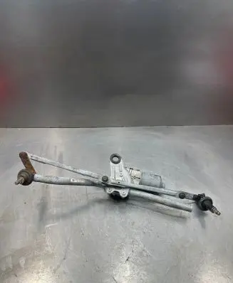 BMW X3 E83 Front wiper linkage and motor 0390241712 67636914577