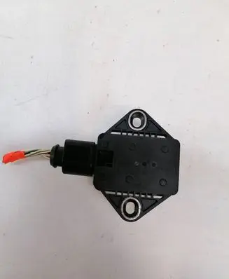 Volkswagen Phaeton ESP acceleration yaw rate sensor 8E0907637A 5000705 0265005245