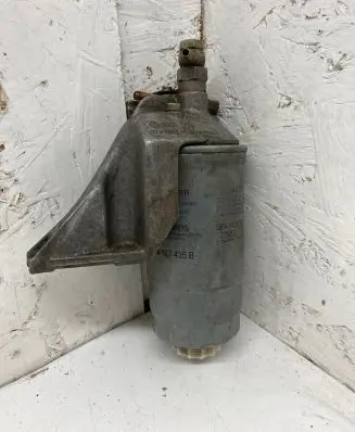 Audi A6 S6 C4 4A Fuel filter 074127445A