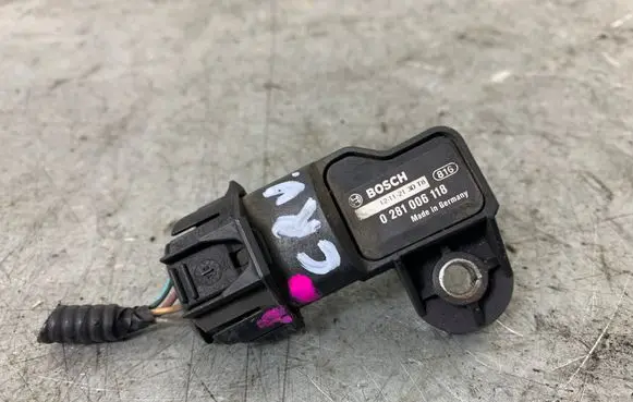 Honda CR-V Air pressure sensor 0281006118