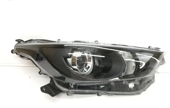 Toyota Yaris XP210 Headlight/headlamp K0-6