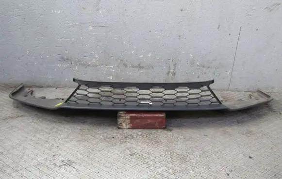 Honda Civic X Front bumper foam support bar 122856632