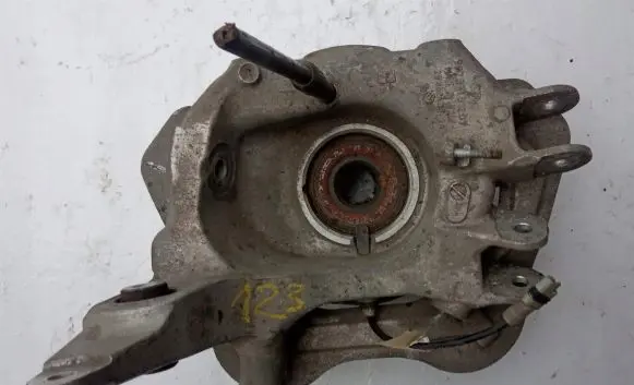 Porsche 911 997 Rear wheel hub spindle/knuckle 99733161207
