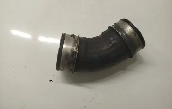 Volkswagen Transporter - Caravelle T5 Intercooler hose/pipe 7H0145790A 7H0145790