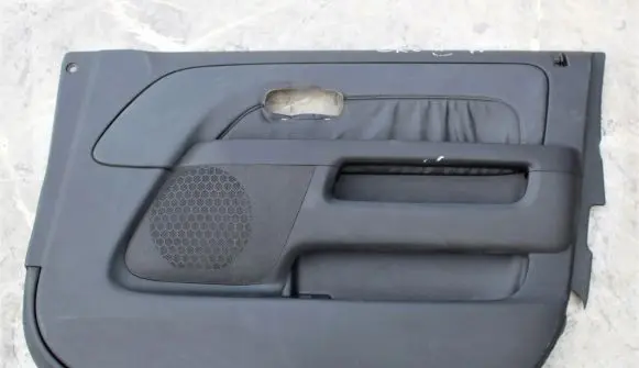 Honda CR-V Front door card panel trim