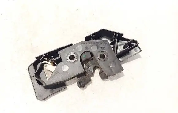 BMW 5 E39 Seat back rest lock catch 522082215359 52.20-82215359