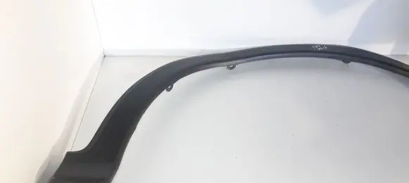 Front arch trim