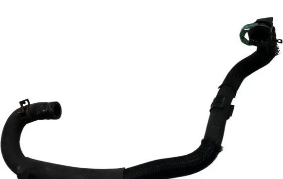 Engine coolant pipe/hose