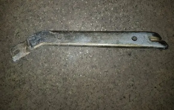 Battery bracket