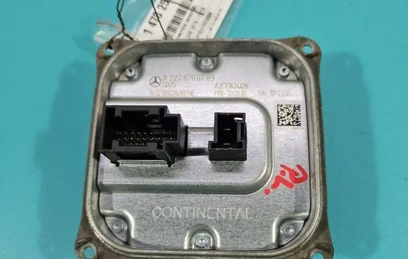 Infiniti Q30 Headlight ballast module Xenon A2228700789 IMPRK1470257