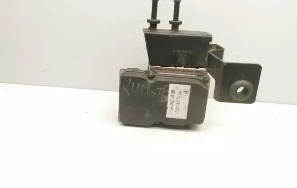 Skoda Roomster (5J) ABS Pump 6R0614117D