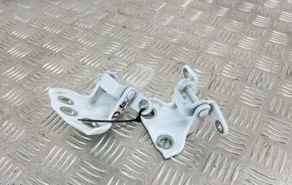 Rear door hinge set