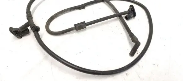 Ford Mondeo Mk III Windshield washer spray nozzle 1S7117666