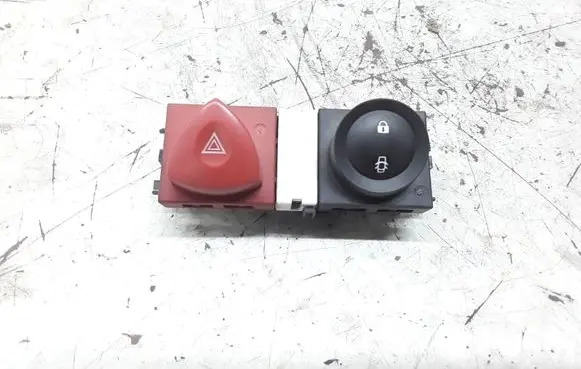 Renault Megane II Hazard light switch 8200095493