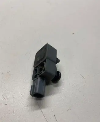 Chevrolet Camaro Airbag deployment crash/impact sensor 5WK44408 131201