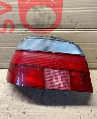 BMW 5 E39 Rear/tail lights 2496297 2VP00724007