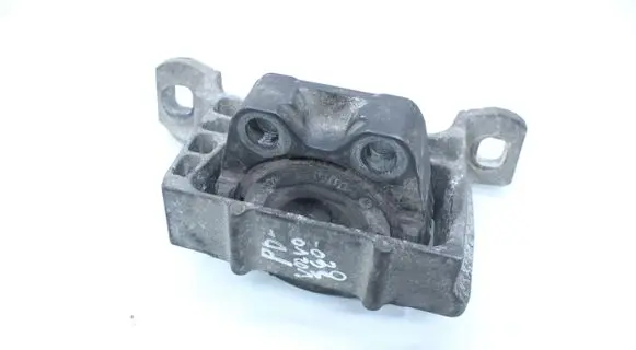 Volvo S40 Engine mount bracket 326B21