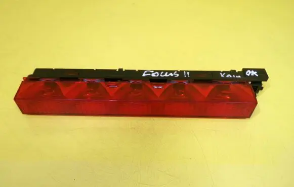 Ford Focus Third/center stoplight 1S7113A613AE