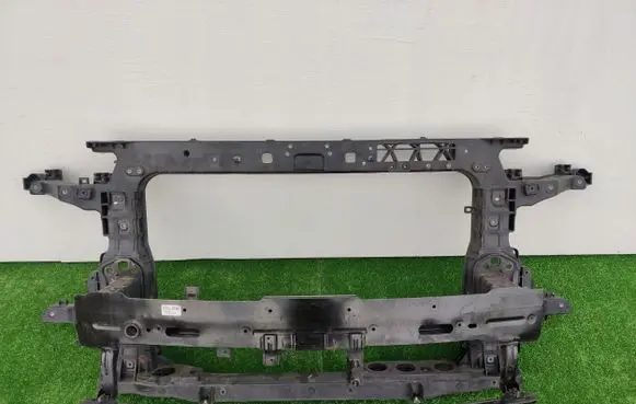 Hyundai Santa Fe Quarter panel pressure vent 64101S1000