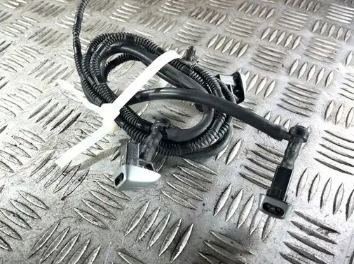 Volvo V40 Windshield washer spray nozzle 30747385