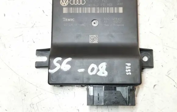 Audi A6 S6 C6 4F Gateway control module 4L0907468 4L0910468