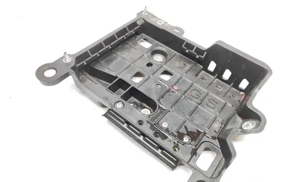 Battery box tray