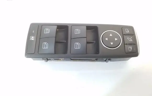 Mercedes-Benz CLA C117 X117 W117 Electric window control switch A1669054400