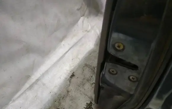 Ford Maverick Front door lock