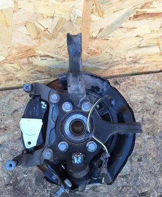 Toyota Corolla E160 E170 Front wheel hub spindle knuckle