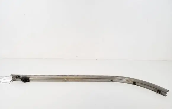 Mercedes-Benz Vito Viano W639 Sliding door middle roller runner A6397600235