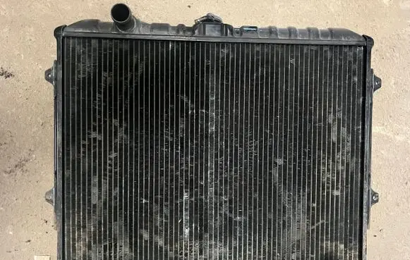 Mitsubishi Pajero Coolant radiator