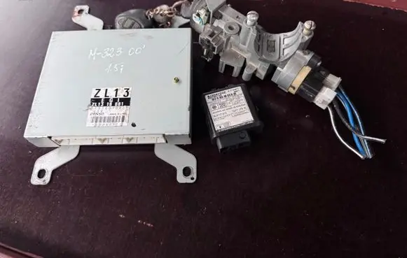 Mazda 323 Engine ECU kit and lock set 2797000421 ZL1318881 ZL13