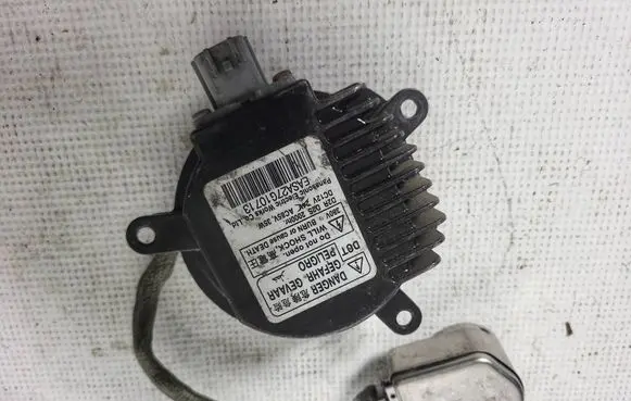 Subaru XV I Headlight ballast module Xenon EASA27G10713