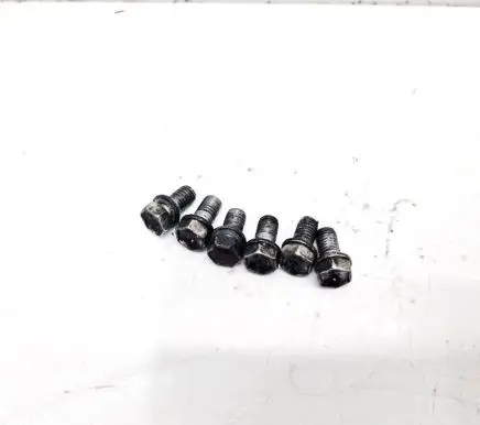 Toyota Corolla Verso AR10 Nuts/bolts 