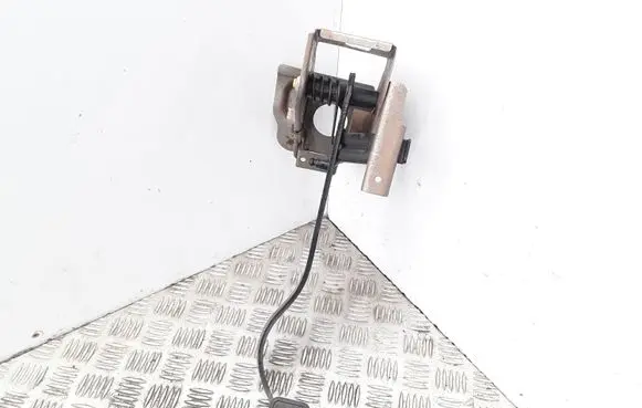 Suzuki Swift I Clutch pedal 4980062J01 63J2527