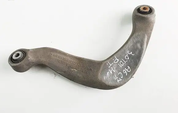 Rear control arm
