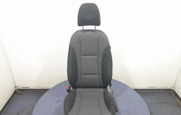 Hyundai i30 Front driver seat 
