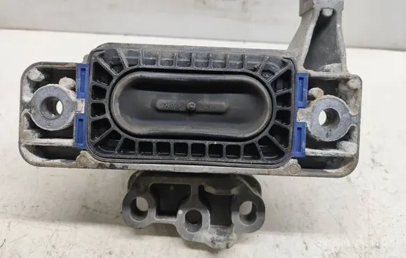 Volkswagen Crafter Engine mount bracket 26023