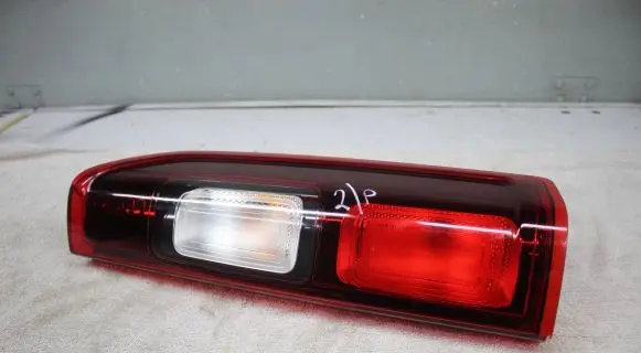 Opel Vivaro Rear/tail lights 265504634R 93867969