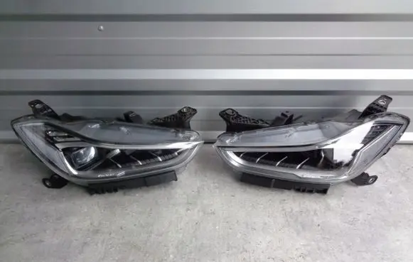 Maserati Ghibli Headlights/headlamps set 