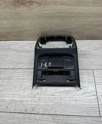 Audi A4 S4 B8 8K Rear air vent grill 8K0864376 00002495