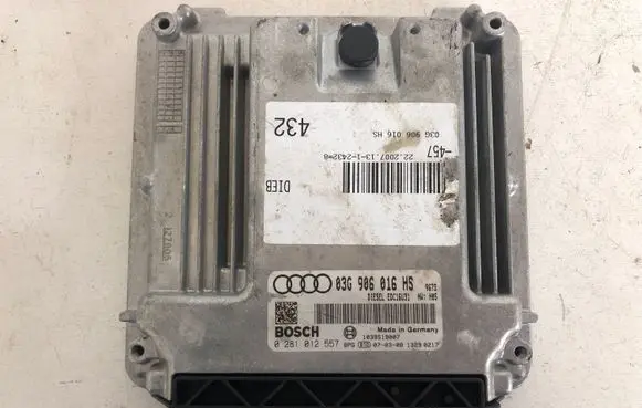 Audi A6 S6 C6 4F Engine control unit/module 03G906016HS 0281012557
