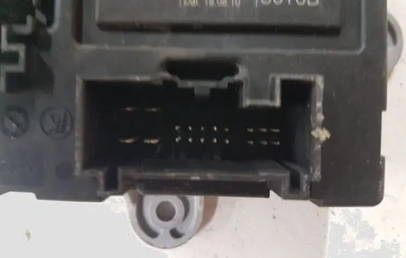 Jaguar XF X250 Door control unit/module BH4214D17AA 1002064802